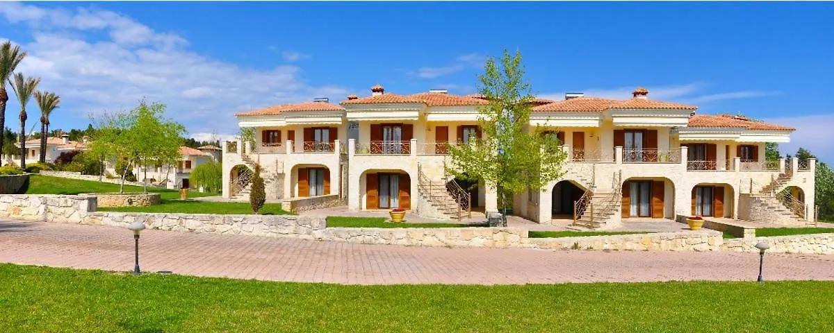 Rahona Villas Siviri 0*,